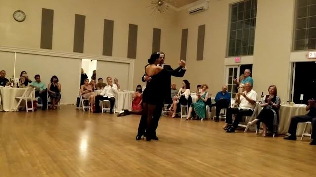 Tomas y Gimena dancing Oblivion смотреть онлайн
