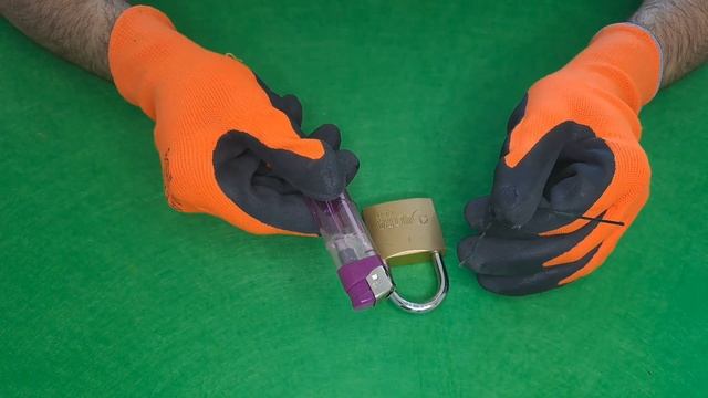 Lost the lock key? How To Open A Lock Without Key !!! смотреть онлайн