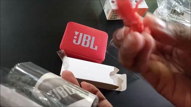JBL GO 2 Review #JBLGO2 #Bluetoothspeaker смотреть онлайн