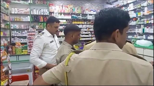 शिलफाटा परिसर में ट्रैफिक की टोइंग कार्रवाई को लेकर हुआ हंगामा | Hindustani Reporter | смотреть онлайн