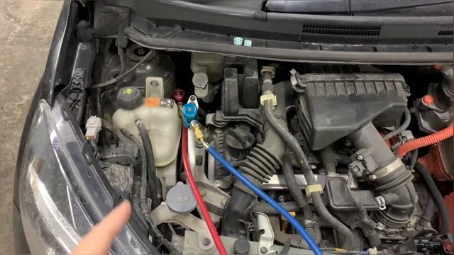 Заправка кондиционера Nissan Note E-powe смотреть онлайн