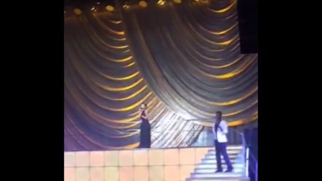 Rumer Willis singing on the DWTS live tour! смотреть онлайн