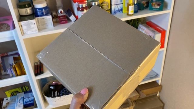 vlog: В какой соц.сети буду развивать магазин? Перестановка на рабочем места. Отправляем заказы смотреть онлайн