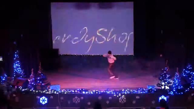 ЗИМА, 2017 :: Шоу талантов «#кручевсех» - Гилмартин Александр смотреть онлайн