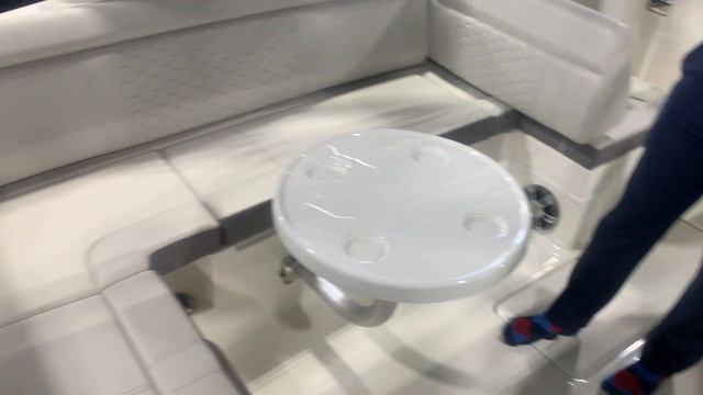 New 2021 Sea Ray SDX 270 Outboard at MarineMax Clearwater смотреть онлайн