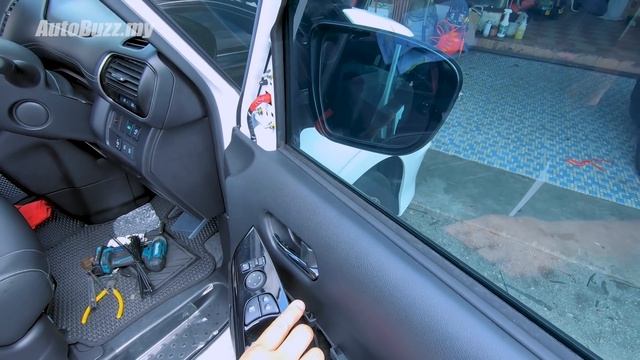 Modded my Nissan Serena C27 with a "Starter Pack" upgrade! - AutoBuzz.my смотреть онлайн