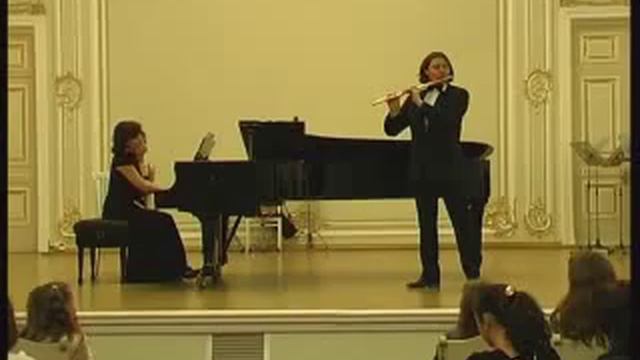 Nikolai Popov (flute), Natalia Frolova (piano) - Alfredo Casella - Sicilienne et Burlesque смотреть онлайн
