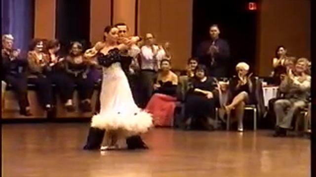 Harvest Ball 2013 Show by Alexander Chernositov and Regina Maziarz Amateur 10 Dance Champions смотреть онлайн