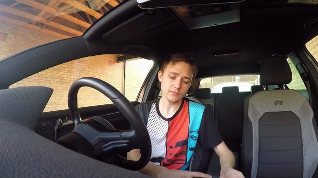 VW Golf R - Android Auto - Dealer issues ! смотреть онлайн