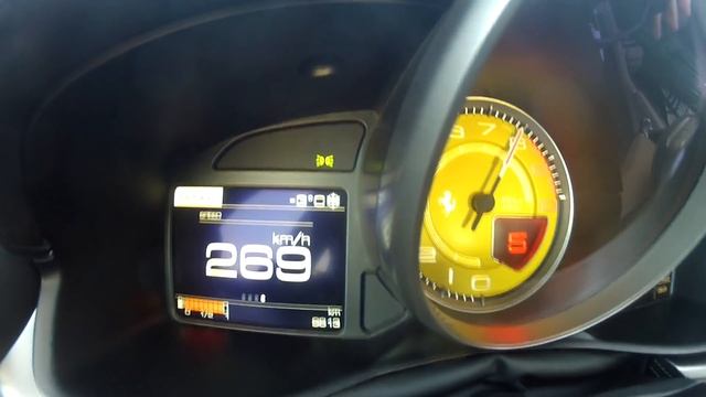 Ferrari GTC4 Lusso | V12 Sound | 300 km/h | Nürburgring bei Schnee | sport auto смотреть онлайн