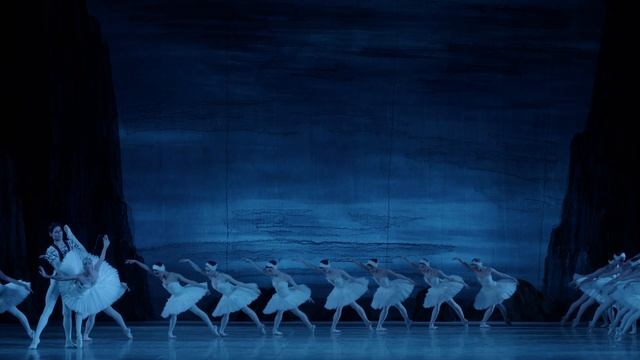 Заглянем в яму. "Белое адажио" Лебединого озера. смотреть онлайн