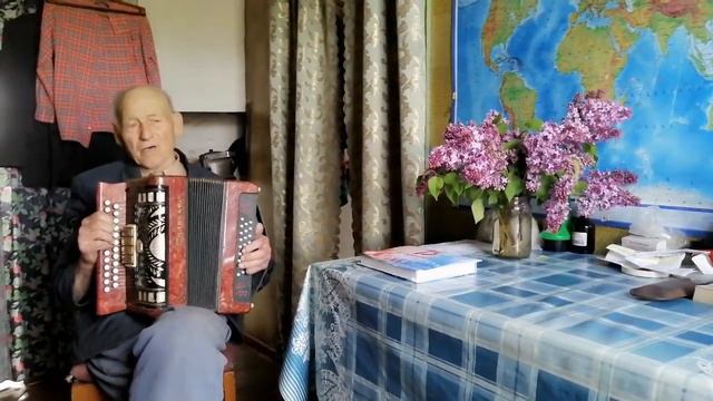 ВЕТЕРАН РАССКАЗЫВАЕТ, КАК ЖИВЕТ В ДЕРЕВНЕ И ЧЕМ ЗАНИМАЕТСЯ смотреть онлайн