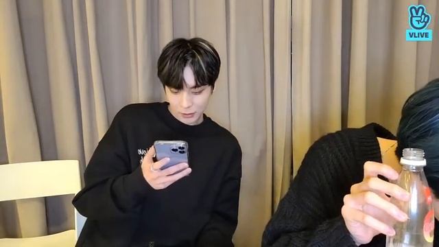 (eng/indo Sub) OMEGA X JEHYUN & JUNGHOON VLIVE|02/24/22