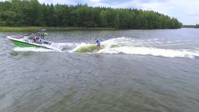 Wakesurf med Froggy Vattensport смотреть онлайн