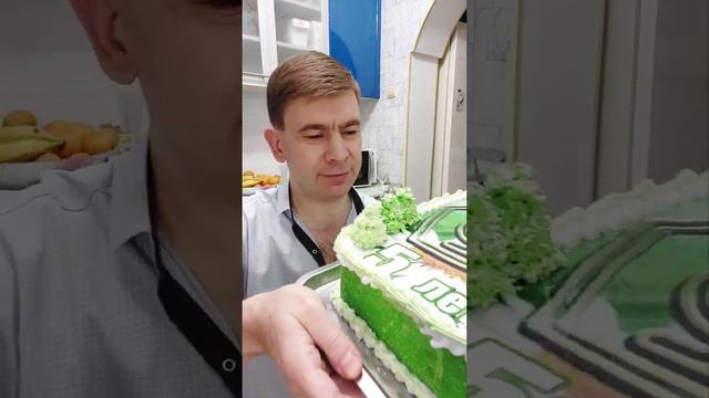 СупермегаТОРТ - 5 лет кафе Ромашка 🎂 смотреть онлайн