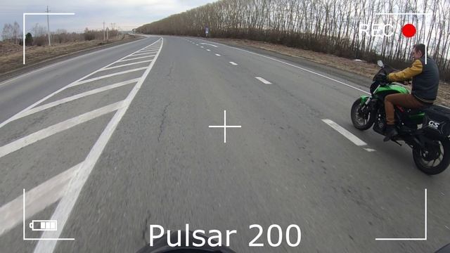 Кто быстрее? Dominar 400 vs Pulsar 200 смотреть онлайн
