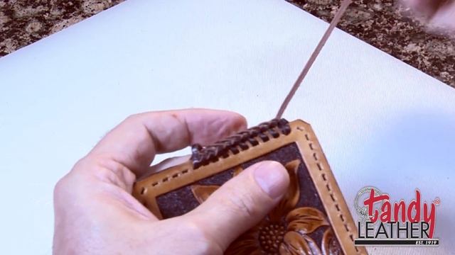 Learning Leathercraft With Jim Linnell – Lesson 13: Double Loop Lacing