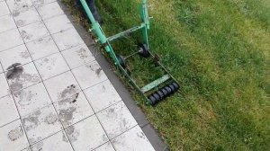 Ручной подрезчик дерна,газона