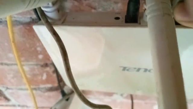 WAN port disconnected Please connect an Ethernet cable with internet connectivity to the port смотреть онлайн