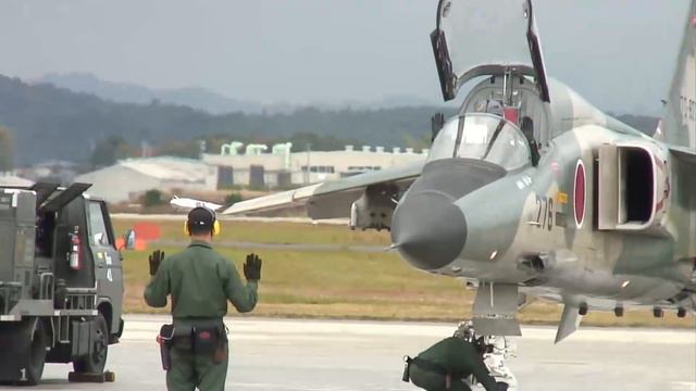 F-1戦闘機 エンジンスタート　HD смотреть онлайн