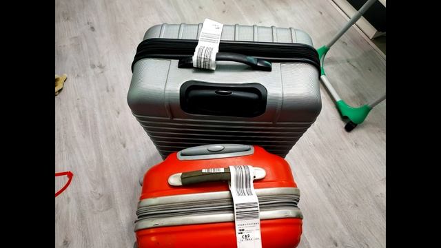 ПОВРЕДИЛИ ЧЕМОДАН В АЭРОПОРТУ. ЧТО ДЕЛАТЬ? смотреть онлайн