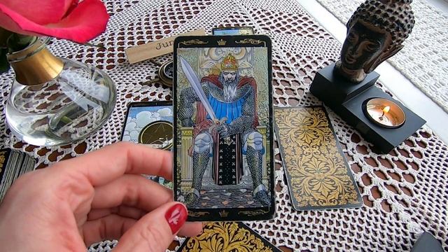 ВЕСЫ - ТАРО Прогноз. ИЮНЬ 2021. Работа. Финансы. Личная жизнь. Совет. Гадание на КАРТАХ ТАРО смотреть онлайн