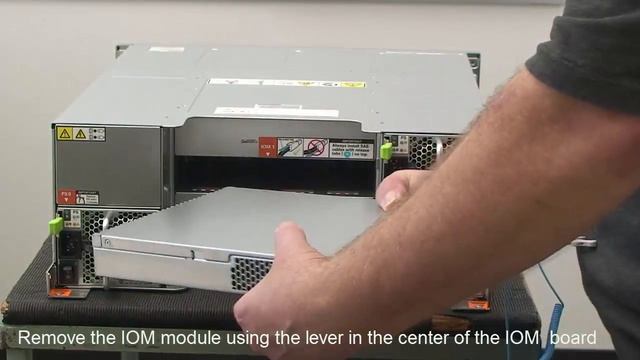 Oracle Storage DE3 IOM Module смотреть онлайн
