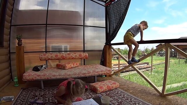 Малиновые детки, Лето, Прогулка в парке, Лайф Хак с подушкой, Любимые дочки смотреть онлайн