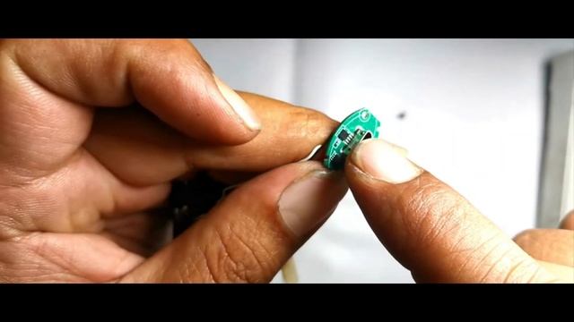 SMOK Solus Kit | How To Disassembly SMOK Solus Pod Kit |How To Fix Not Charging SMOK Solus | Promo смотреть онлайн