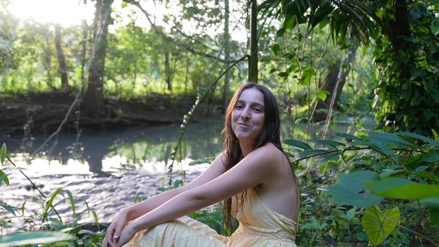 A Huge Mango Harvest: Summer Days of Cooking in the Rainforest смотреть онлайн