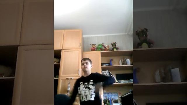 Танцуют под песню DJ Snake - Taki Taki ft. Selena Gomez, Ozuna, Cardi B смотреть онлайн