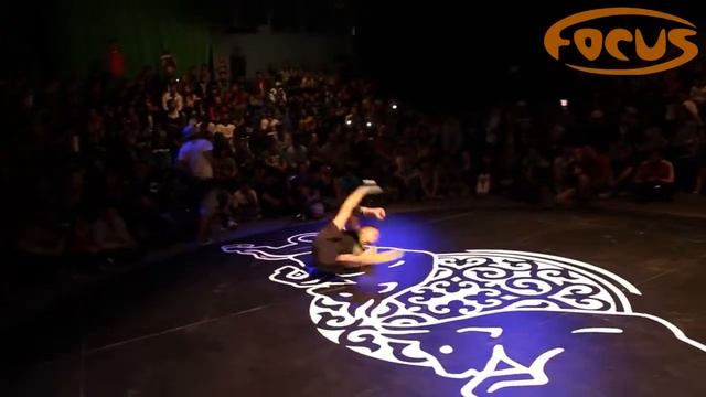 Red Bull Bc one 2011 Almaty Rider vs Killa Kolya смотреть онлайн