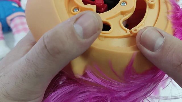 ЧТО ВНУТРИ ПЛАЧУЩЕЙ КУКЛЫ КРАЙ БЭБИС!