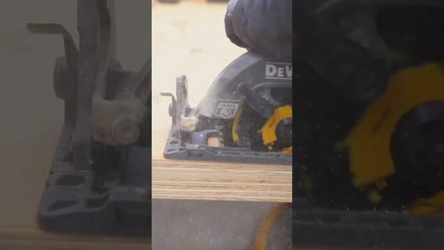 DeWALT FLEXVOLT 60V Circular Saw