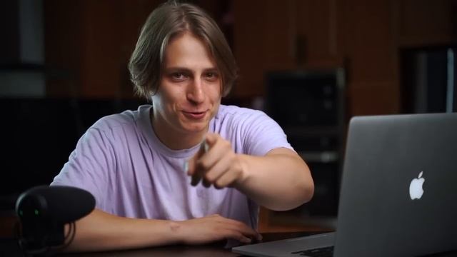 МАМИКСА СМОТРИТ МИСТЕР БИСТ! ? смотреть онлайн
