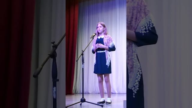 Стихотворение Русской. Женщине