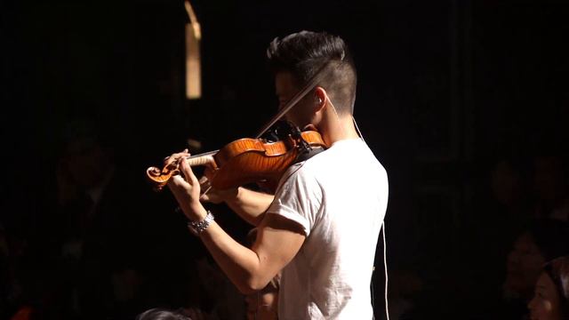 MOZART SYMPHONY No. 40 "Reloaded" - SYMPHONIACS (Live in Tokyo) (Snippet) смотреть онлайн
