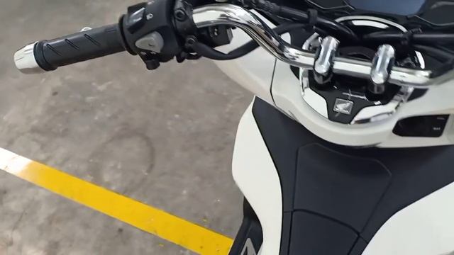 PCX 2022 TERBARU YANG KALIAN TUNGGU TIPE ABS PUTIH FULL REVIEW FITUR DAN HARGA TERKINI смотреть онлайн