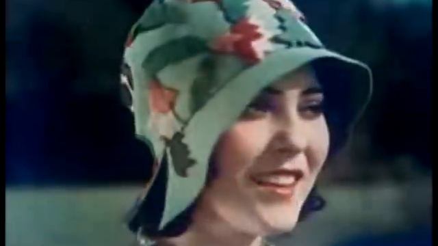 Beautiful Flappers - 1920's Color Fashion Film