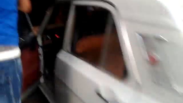 Заезжаем в гараж )) смотреть онлайн