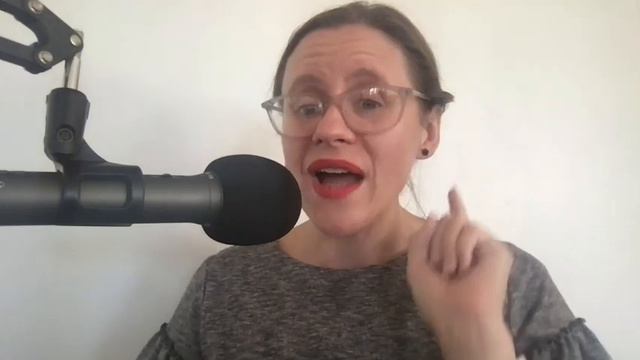 Simple Stories in English: The Curious Bear смотреть онлайн