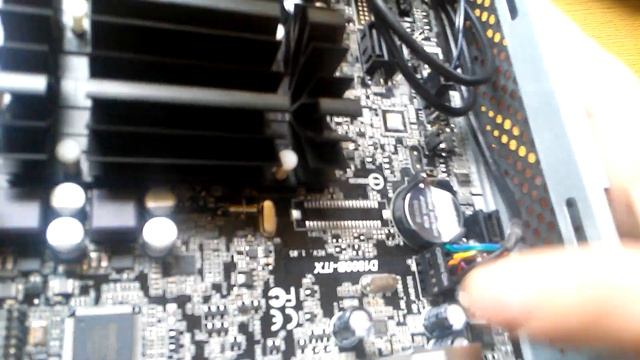 Сборка маленького ПК (Mini ITX) на базе ASRock D1800B-ITX и GameMax M200 смотреть онлайн