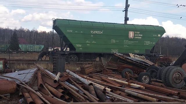 мужики толкают вагон смотреть онлайн
