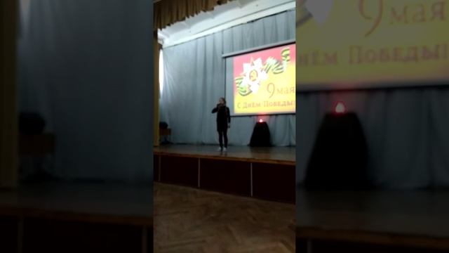 Стихотворение "Чулочки" смотреть онлайн