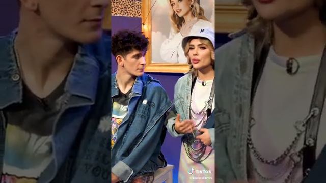 Карина Кросс Шоу Юля Гаврлина и Артур Бабич Тизер смотреть онлайн