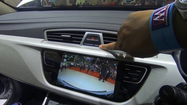 Review "Mobil Cina Geely" PROTON X70 | otomotifmagz.com смотреть онлайн