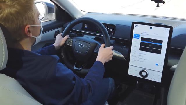 Lithia Motors' Earth Day Celebration смотреть онлайн