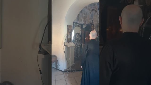 Вечная ваша память, достоблаженные отцы и братия наша, приснопоминаемые! смотреть онлайн
