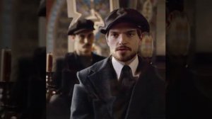 « Крутится, вертится шар голубой!» - ( Исп. - А. Шакуров.)