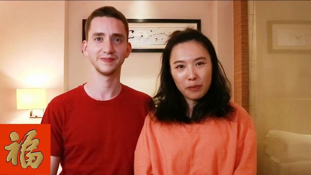 American boyfriend speaking Chinese - Happy New Year of Pig! смотреть онлайн